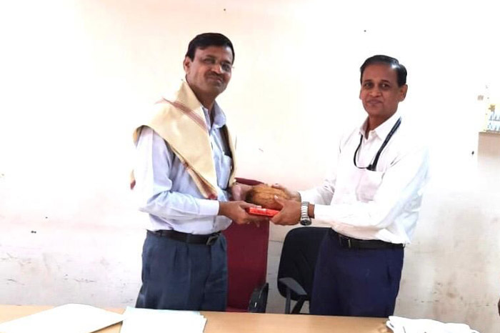 Hon. Dy. Secretory MSBTE Dr. Anand N Pawar  Visited Institute to observe I-scheme Implantation and baseline test.   